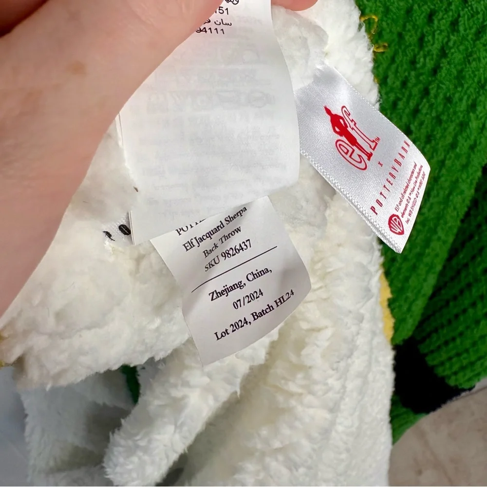 Pottery Barn Buddy The Elf Sherpa-Back Throw Blanket Christmas Elf the Movie - Picture 10 of 11